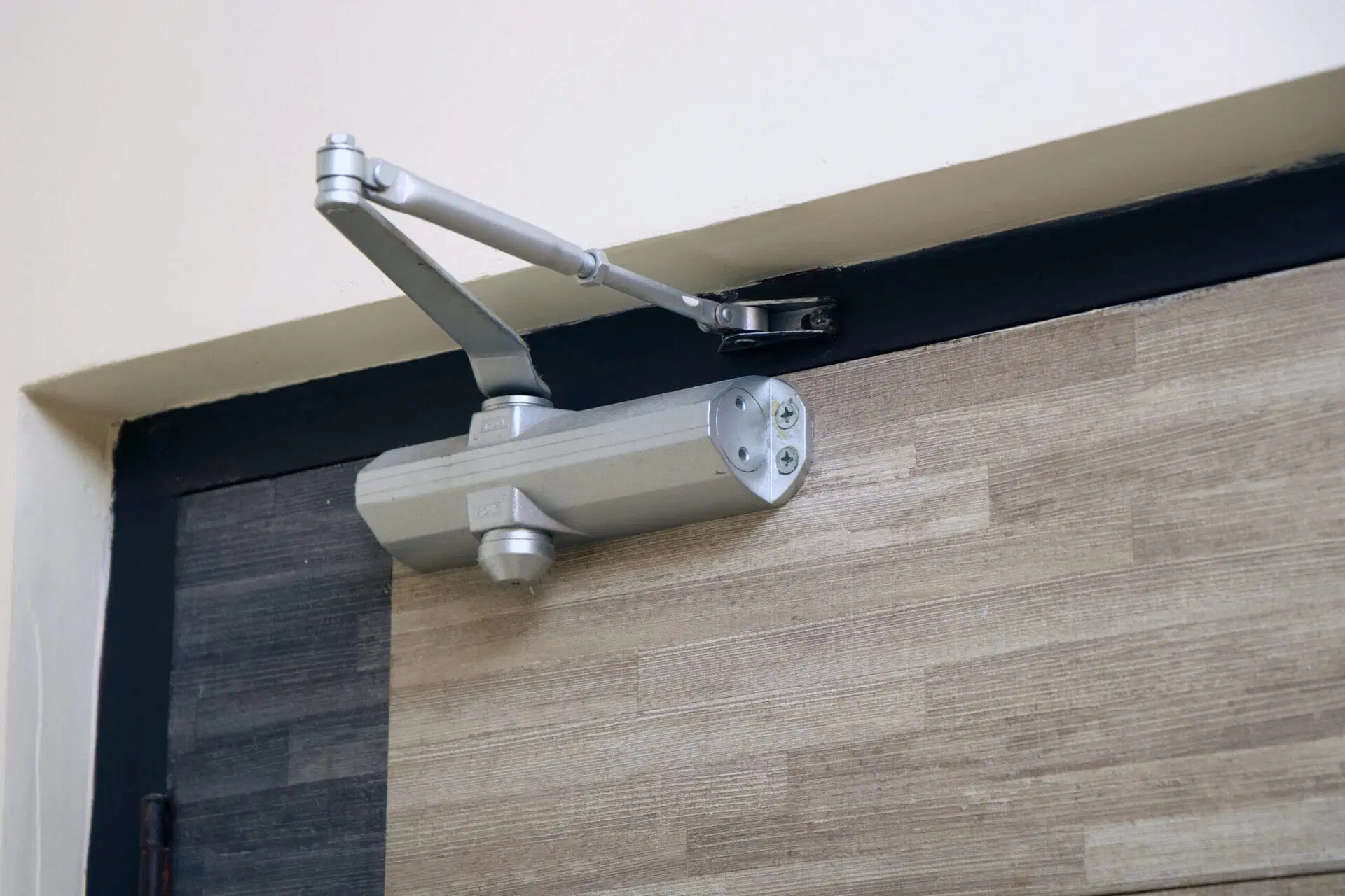 Door Closer